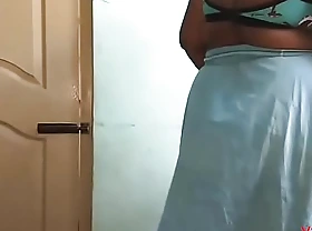 desi Indian  tamil aunty telugu aunty kannada aunty  malayalam aunty Kerala aunty hindi bhabhi sweltering cheating join in matrimony vanitha wearing saree showing big knockers and shaved pussy Aunty Changing Dress timepiece party and Throng Integument